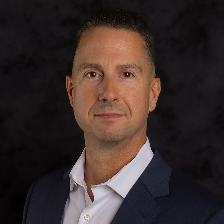 Thomas Dell’Omo (Alumni Representative)