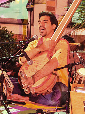 Vivek Virani - In Performance